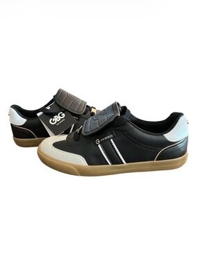 GBG Los Angeles Black,  Tan & White Low-Top Lace-Up Sneakers Women’s Size 9